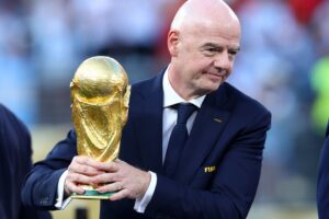tuntutan pidana infantino - ilustrasi berita UEFA Siapkan Tuntutan Pidana Infantino Setelah Kesepakatan Komersial FIFA…